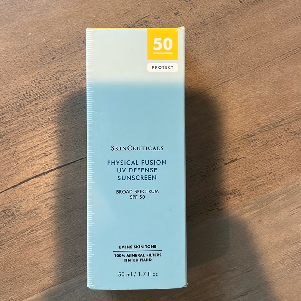SkinCeuticals 
physical fusion UV defense sunscreen, broad spectrum SPF 50